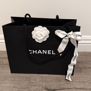 Retail Paper Shopping Bag – Black, Medium Size